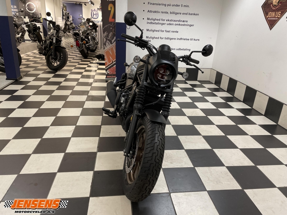 Honda CMX 500 Rebel S