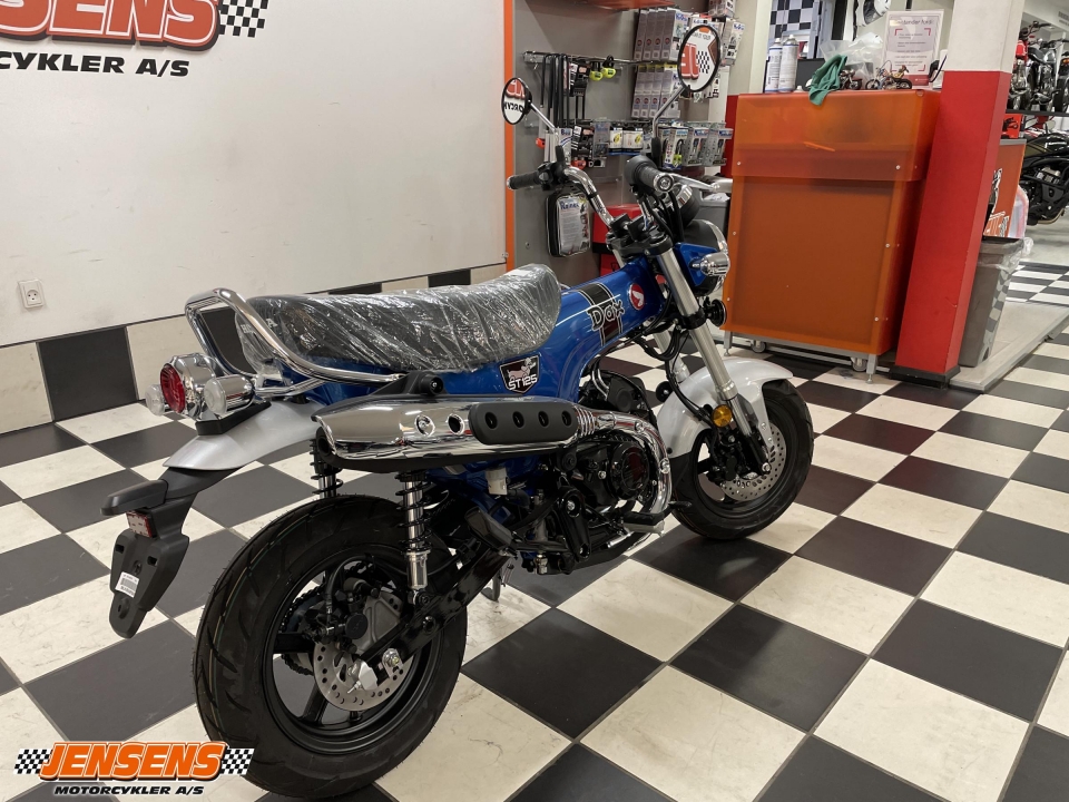Honda ST 125 Dax