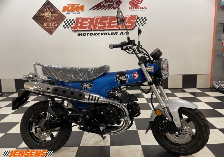 Honda ST 125 Dax