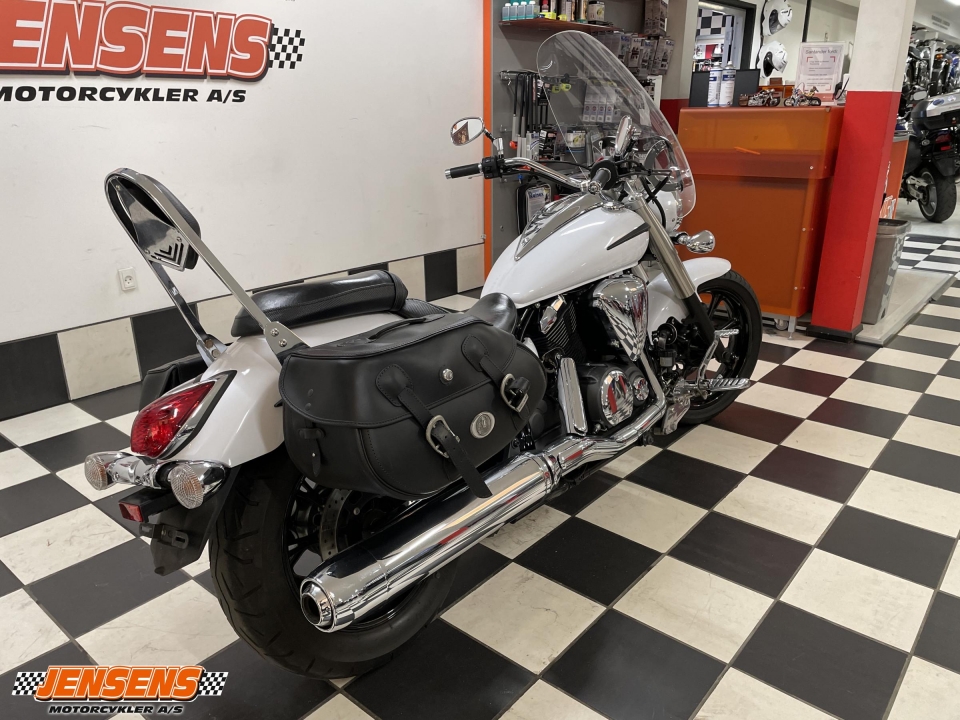 Yamaha XVS 950 A