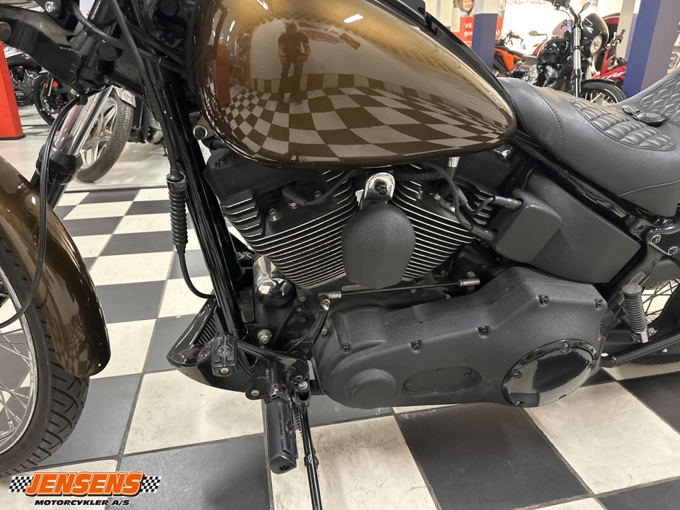 Harley-Davidson FXSTBI Night Train