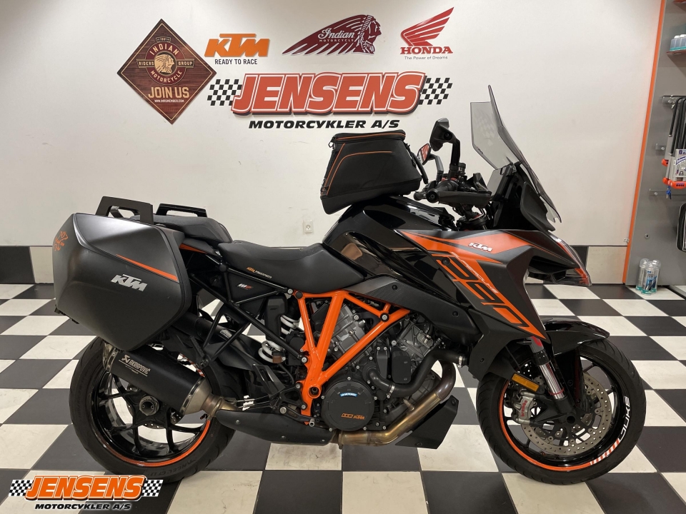 KTM 1290 Super Duke GT