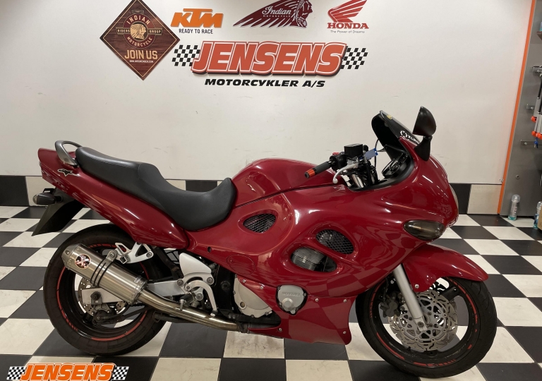 Suzuki GSX 750 F
