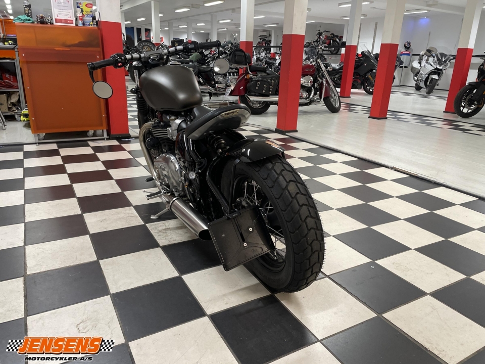 Triumph Bonneville Bobber
