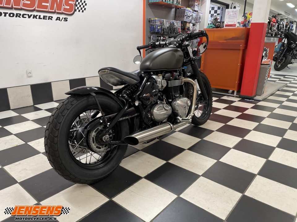 Triumph Bonneville Bobber