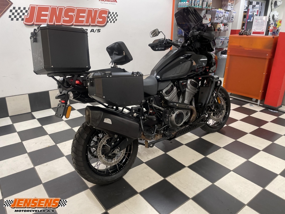 Harley-Davidson RA1250 Pan America Special