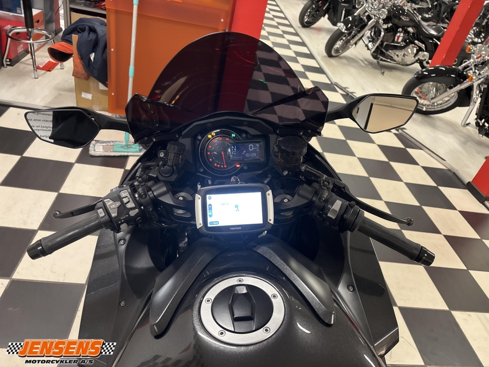 Kawasaki H2 SX