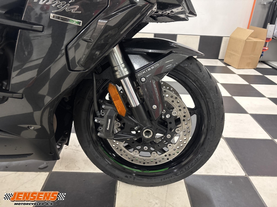 Kawasaki H2 SX