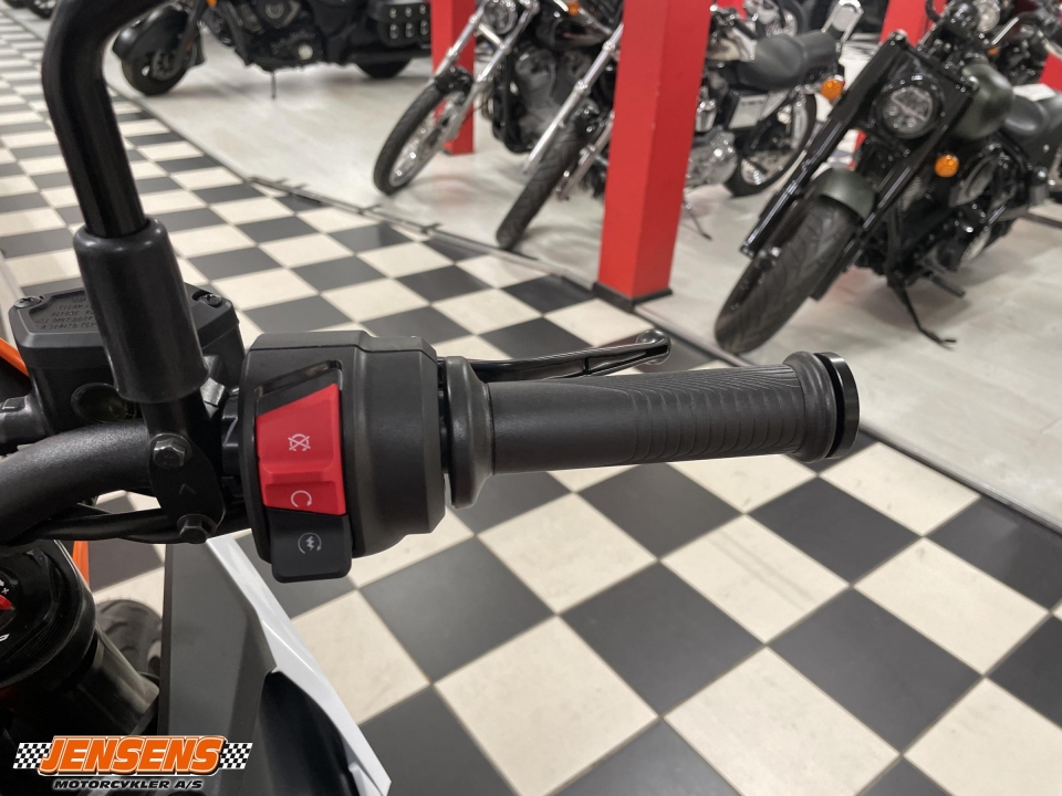 KTM 390 SMR R