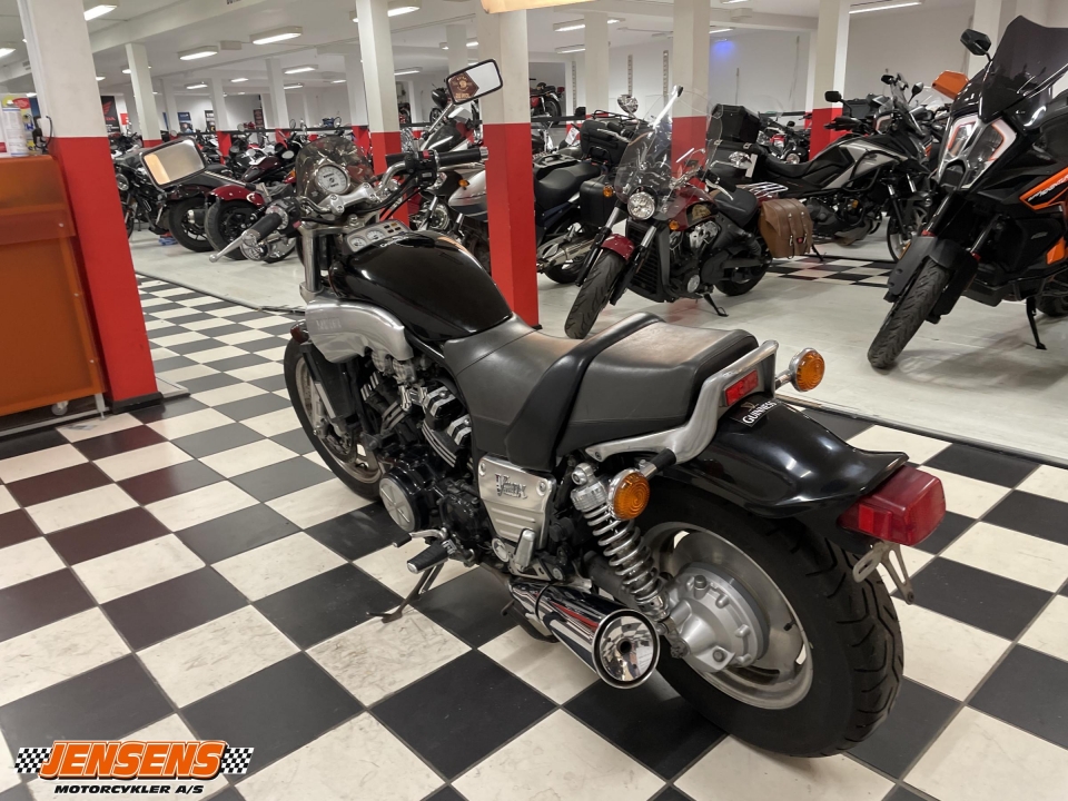 Yamaha V-Max