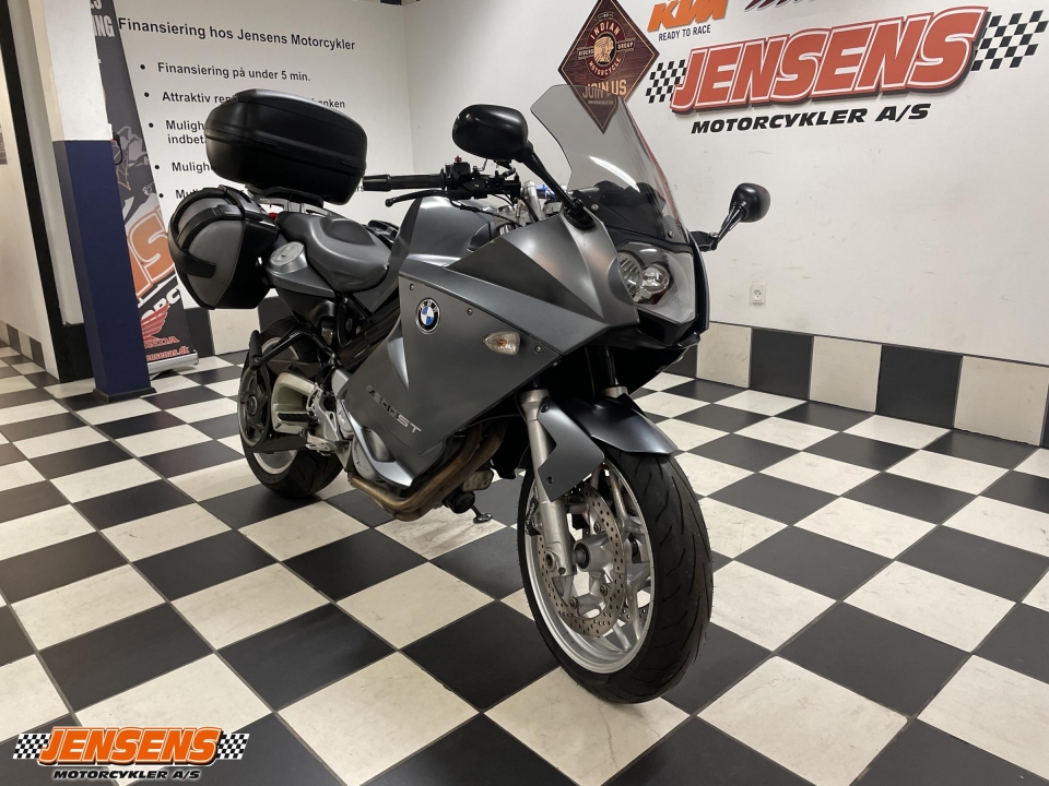 BMW F 800 ST