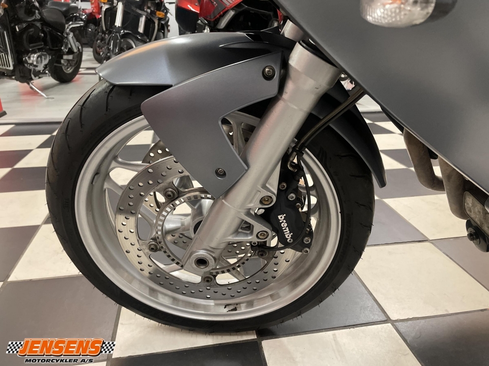 BMW F 800 ST