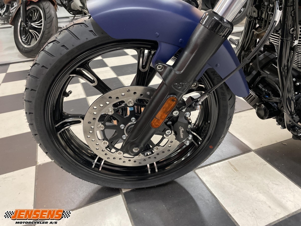 Indian Chief Dark Horse