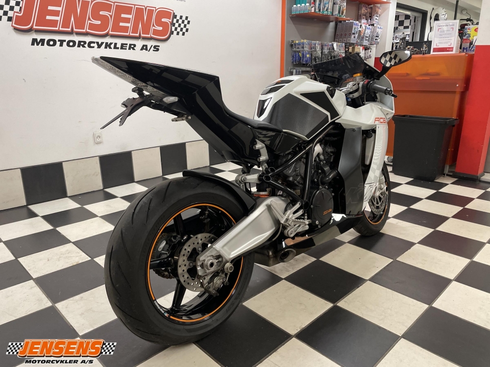 KTM 1190 RC8