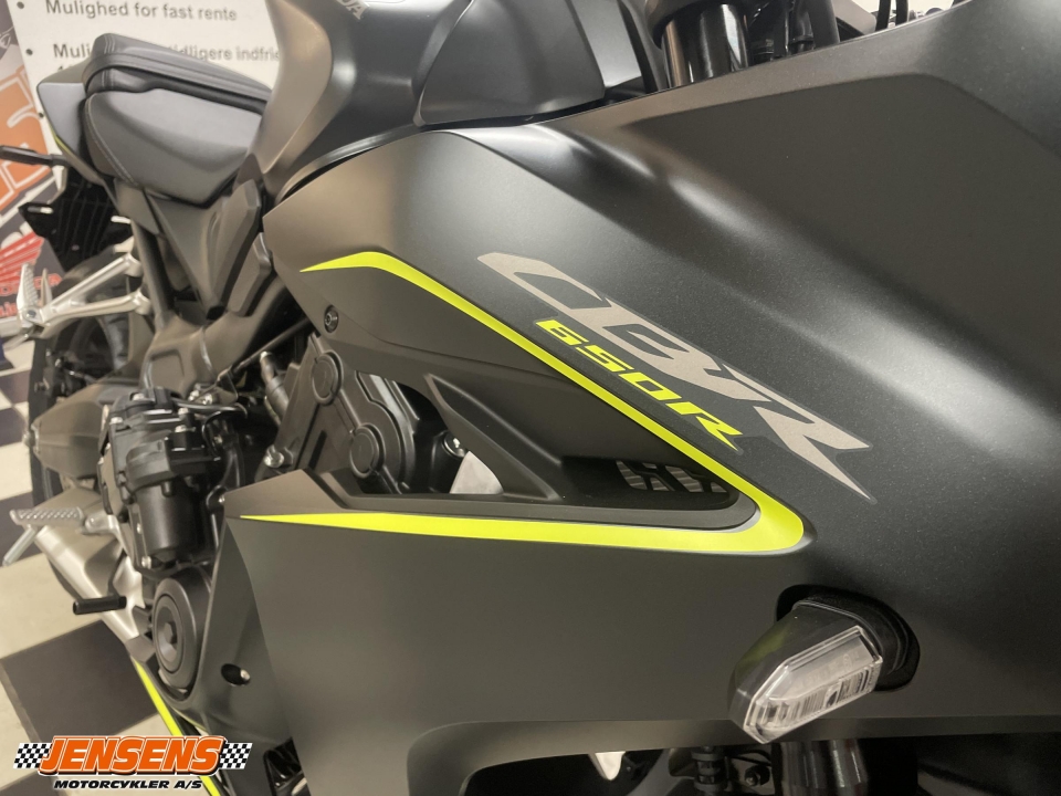 Honda CBR 650 R E-Clutch