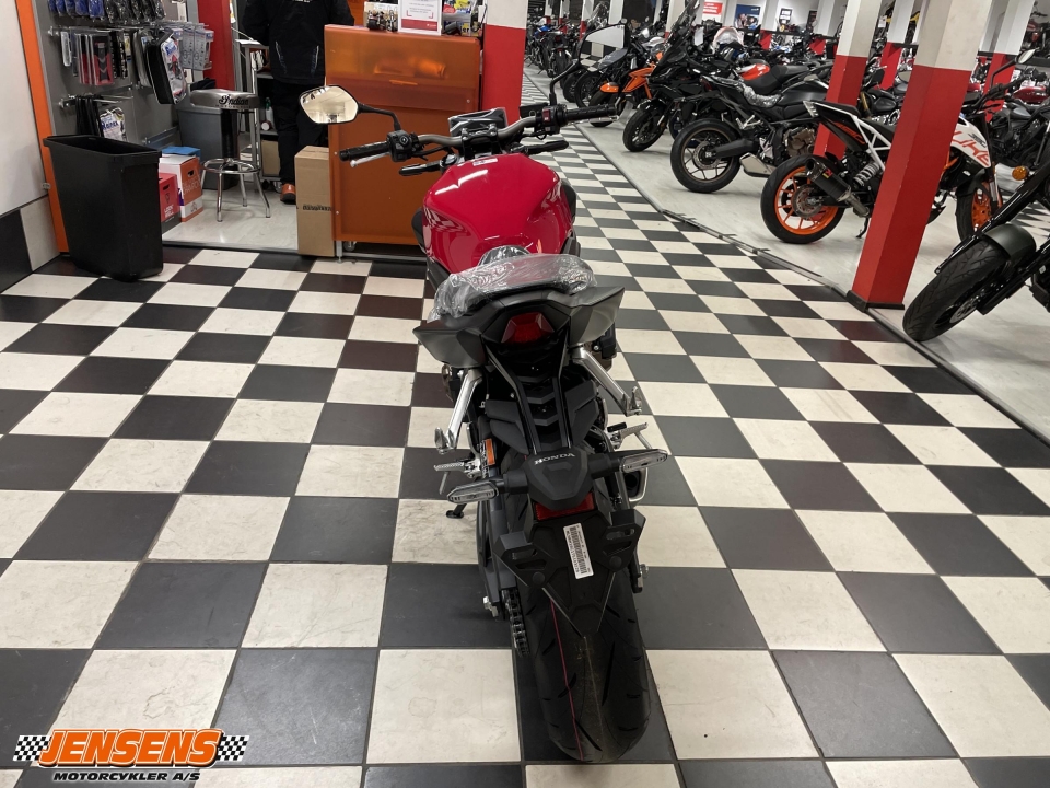 Honda CB 650 R E-Clutch