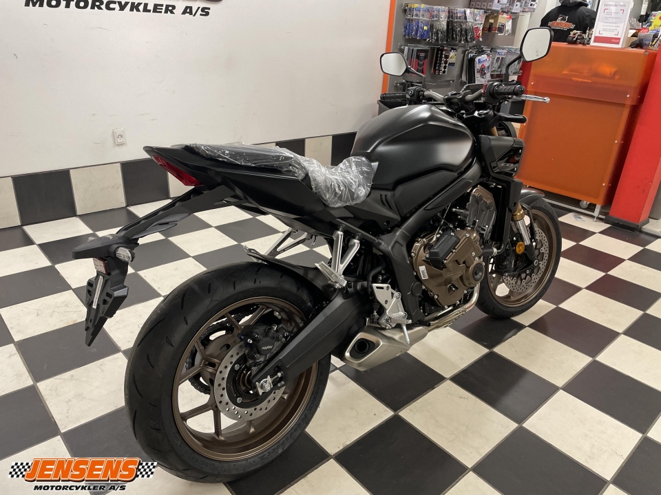 Honda CB 650 R E-Clutch