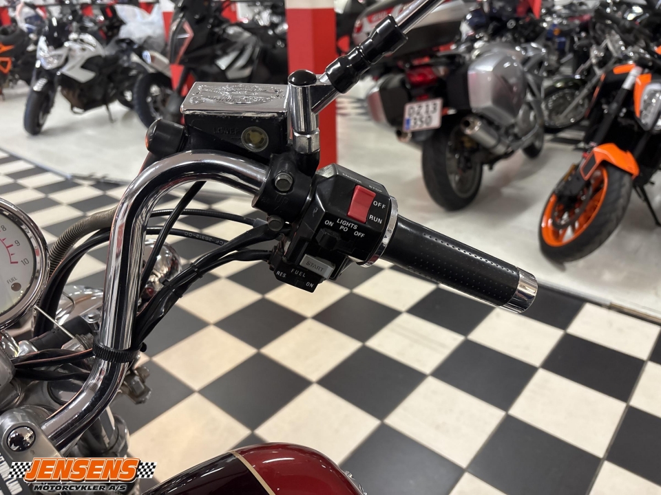 Yamaha XV 1100