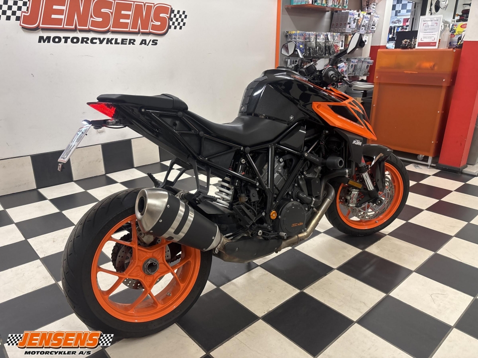 KTM 1290 Super Duke R