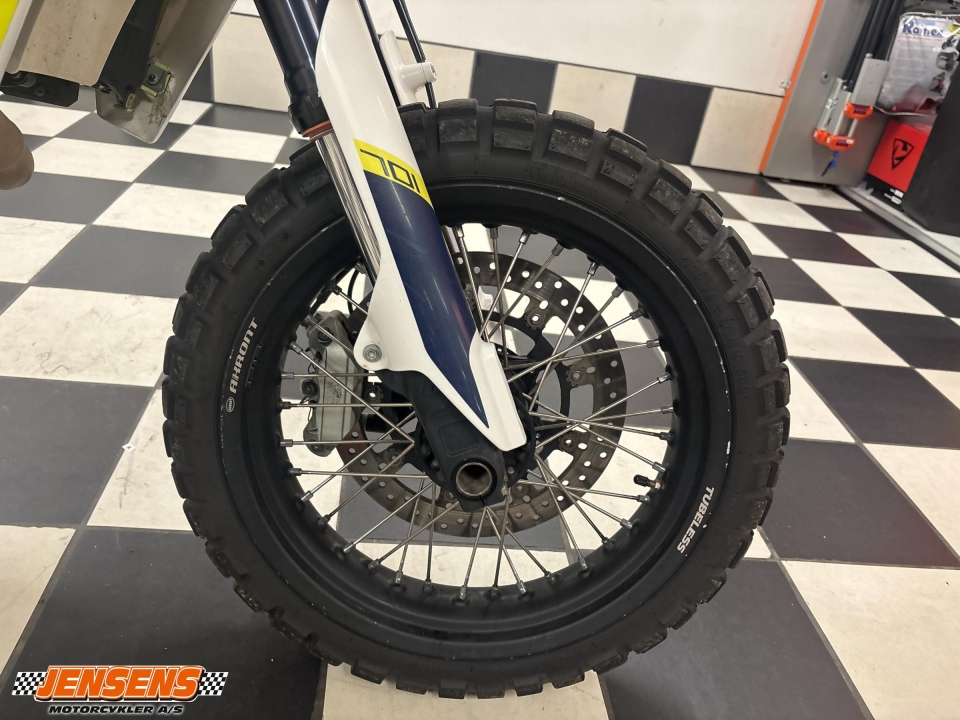 Husqvarna 701 Supermoto