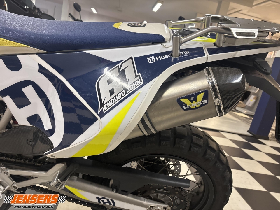 Husqvarna 701 Supermoto