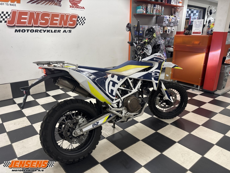 Husqvarna 701 Supermoto
