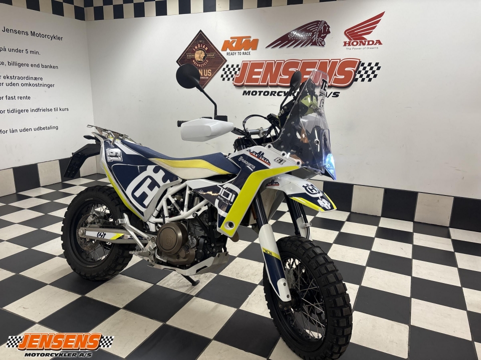 Husqvarna 701 Supermoto