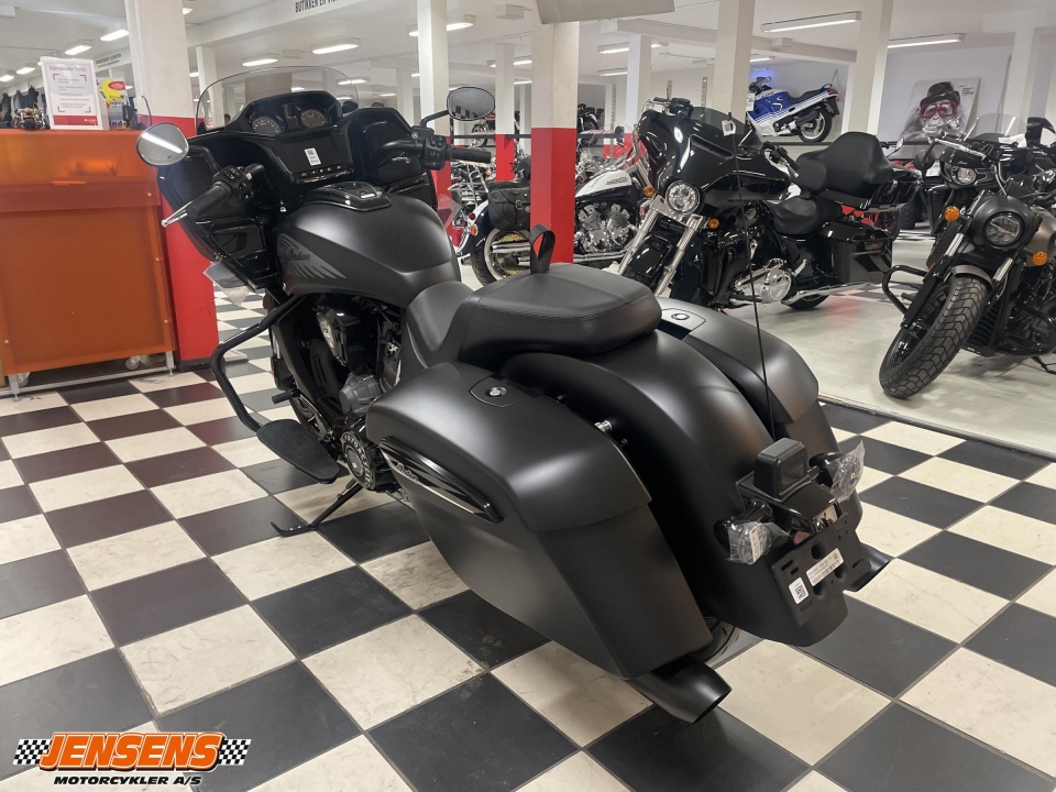 Indian Challenger Dark Horse