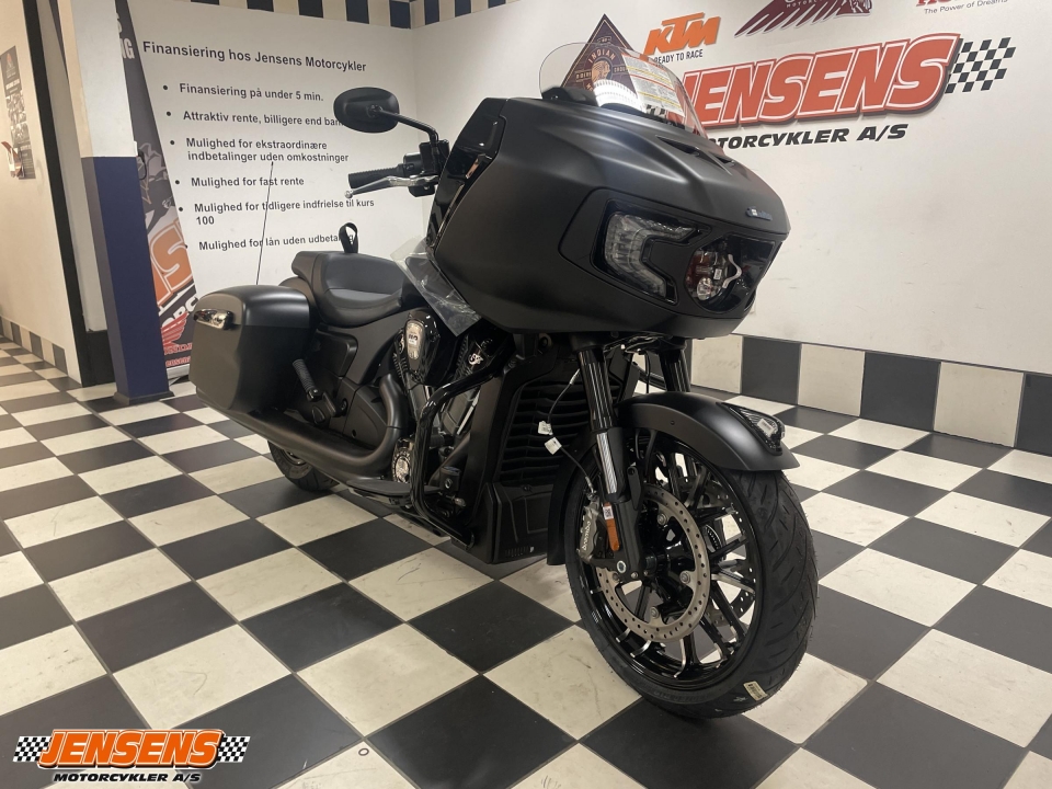 Indian Challenger Dark Horse