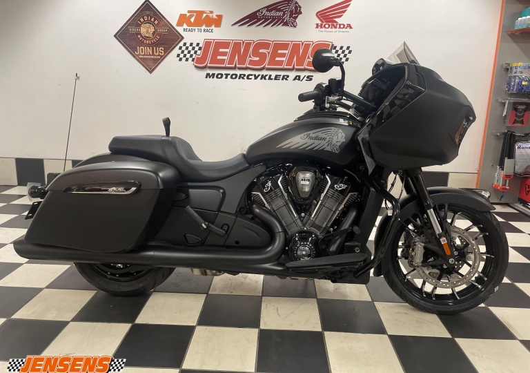 Indian Challenger Dark Horse