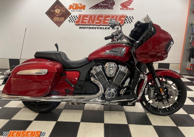 Indian Challenger Dark Horse