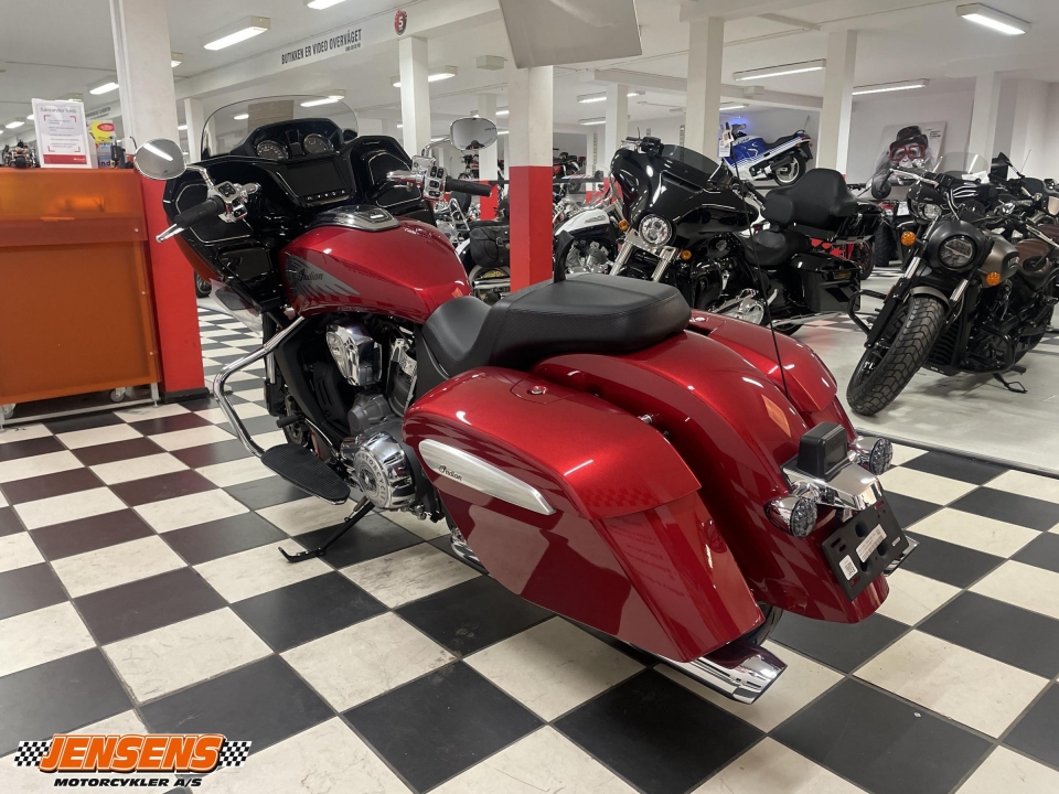 Indian Challenger Dark Horse