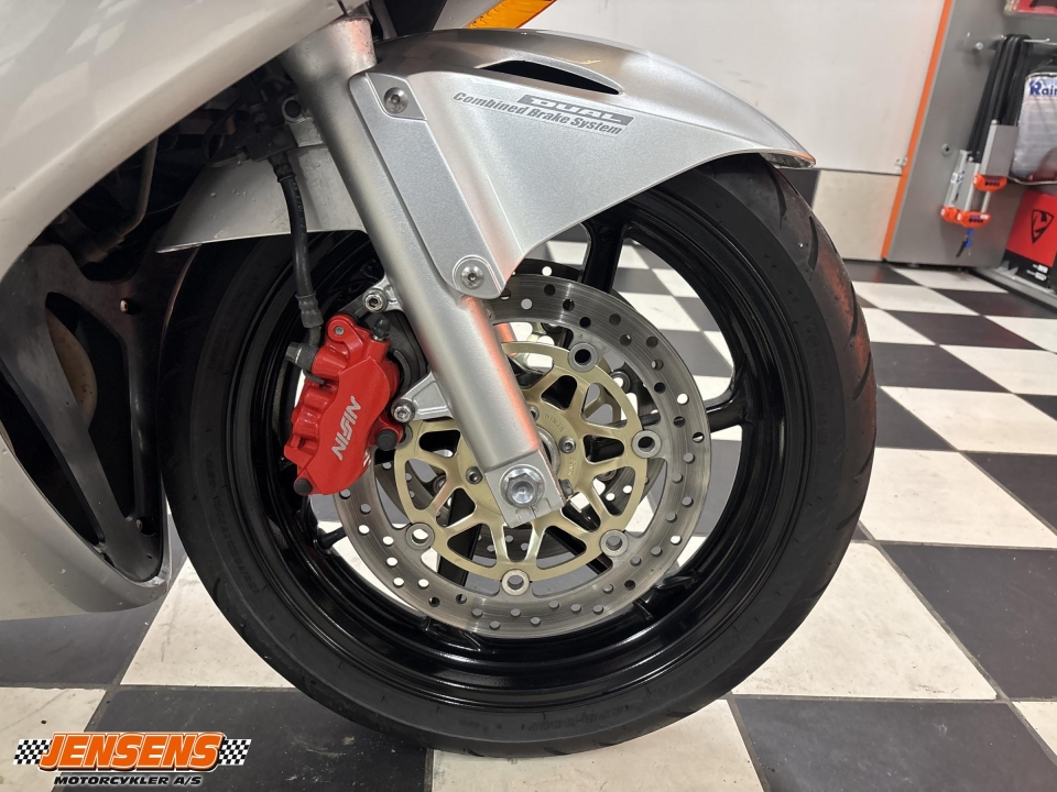 Honda VFR 800 F