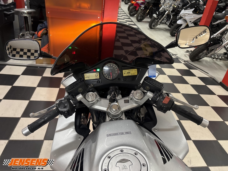 Honda VFR 800 F