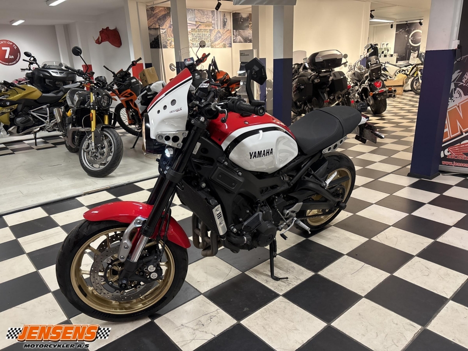 Yamaha XSR 900