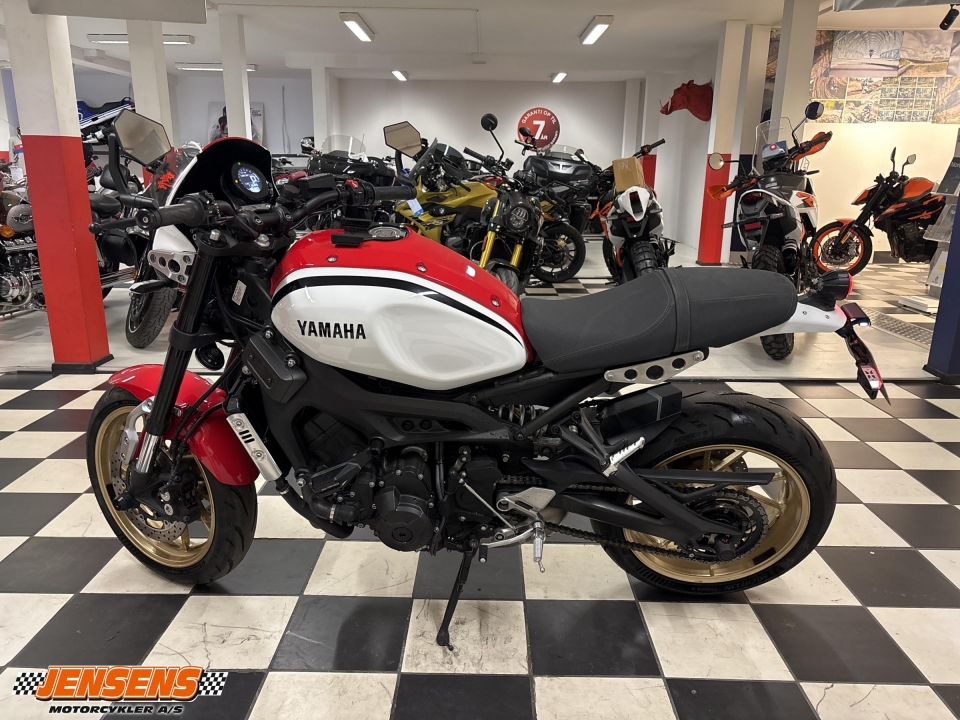 Yamaha XSR 900