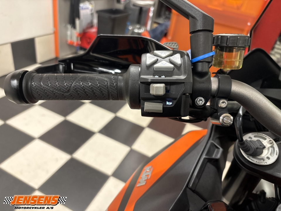 KTM 1290 Super Duke GT
