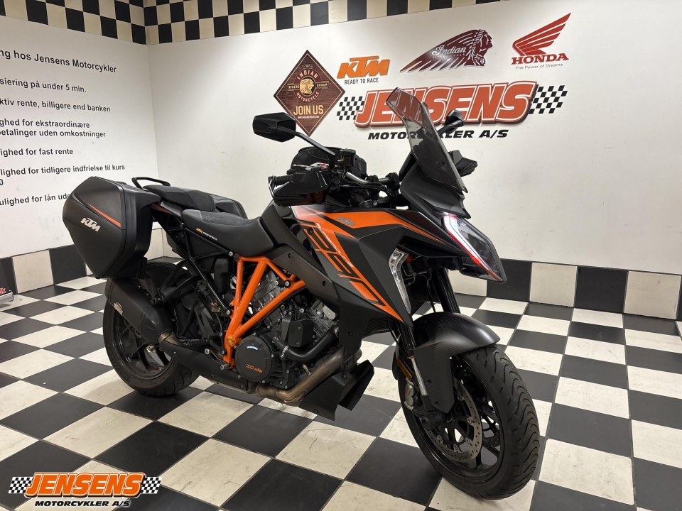 KTM 1290 Super Duke GT