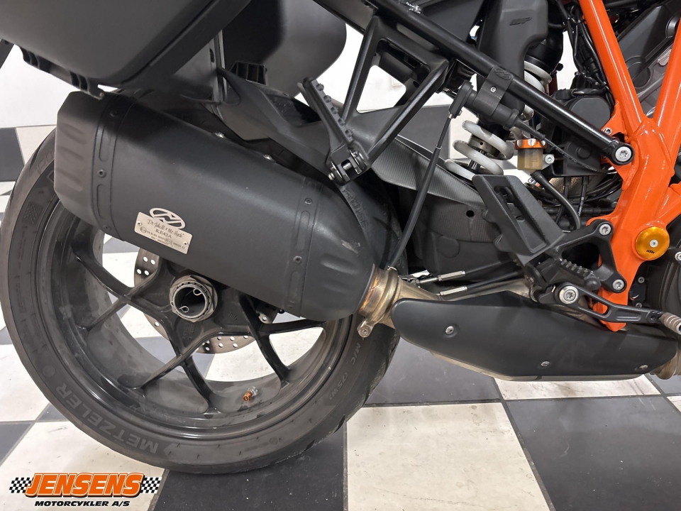 KTM 1290 Super Duke GT