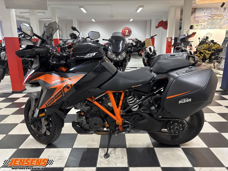 KTM 1290 Super Duke GT