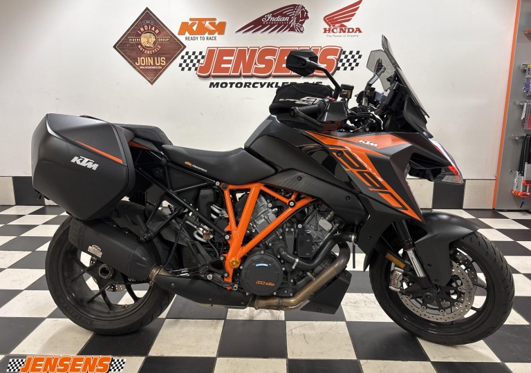 KTM 1290 Super Duke GT