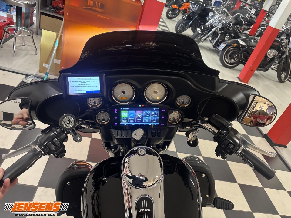 Harley-Davidson FLHX Street Glide
