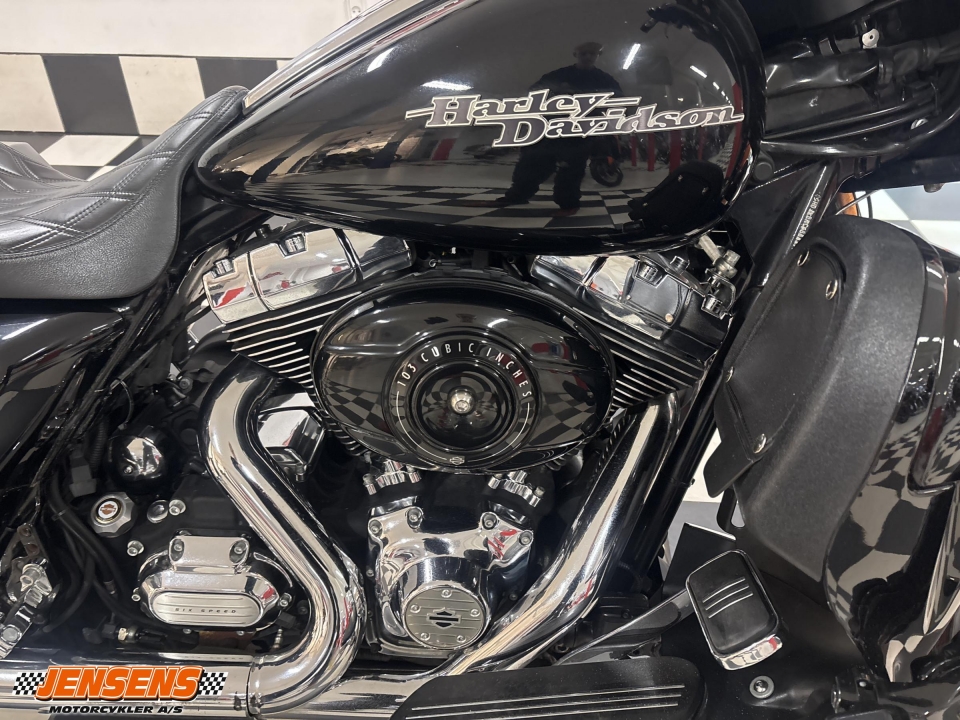 Harley-Davidson FLHX Street Glide