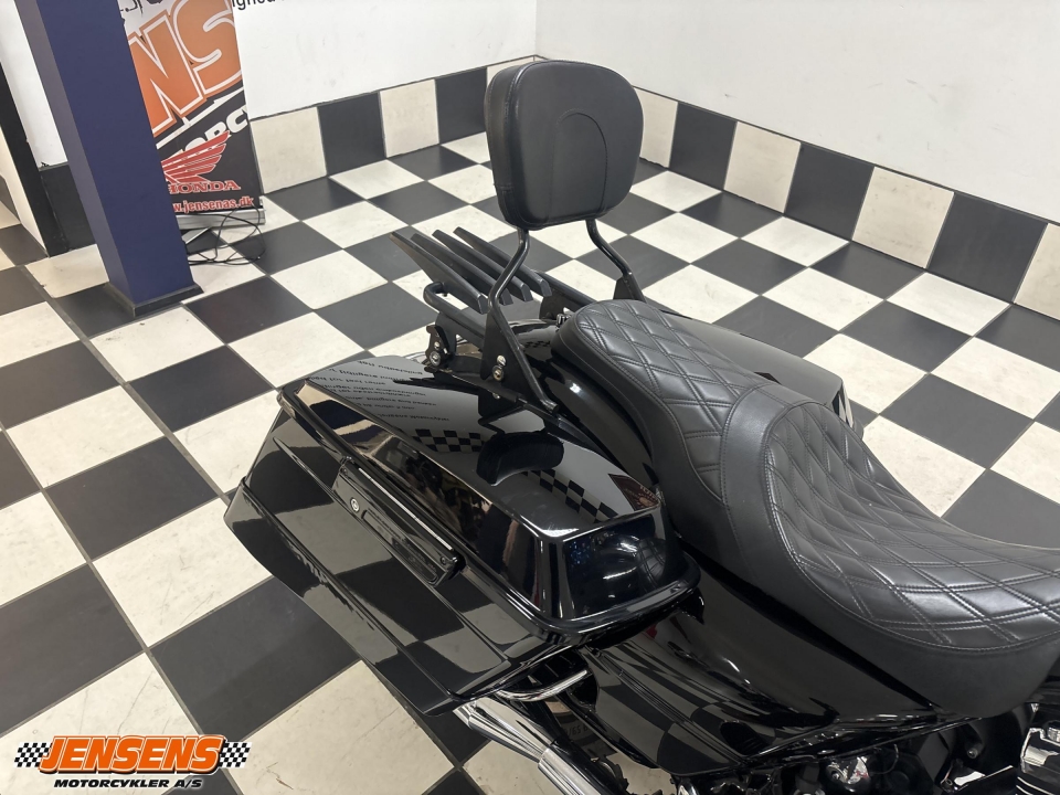 Harley-Davidson FLHX Street Glide