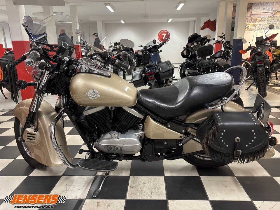 Kawasaki VN 800