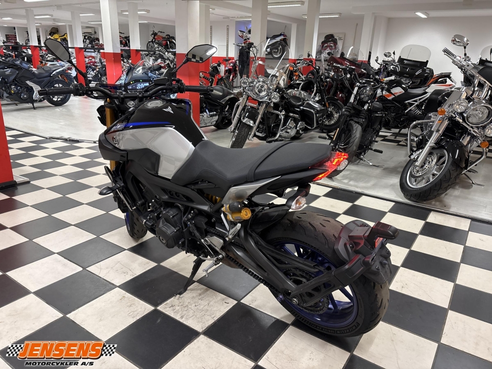 Yamaha MT-09 SP