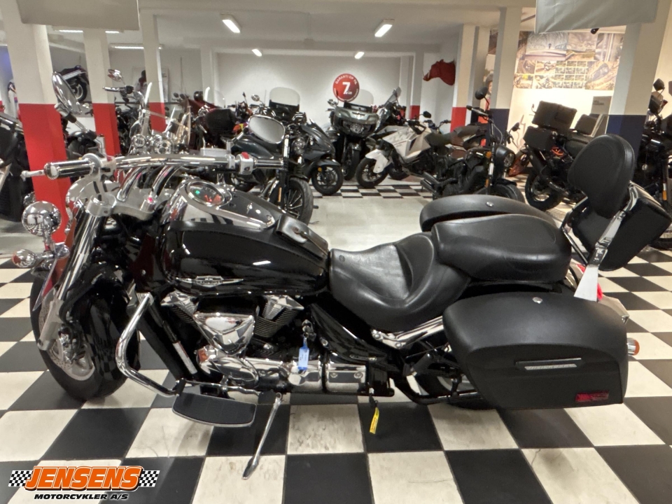 Suzuki VLR 1800