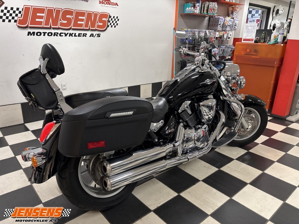 Suzuki VLR 1800