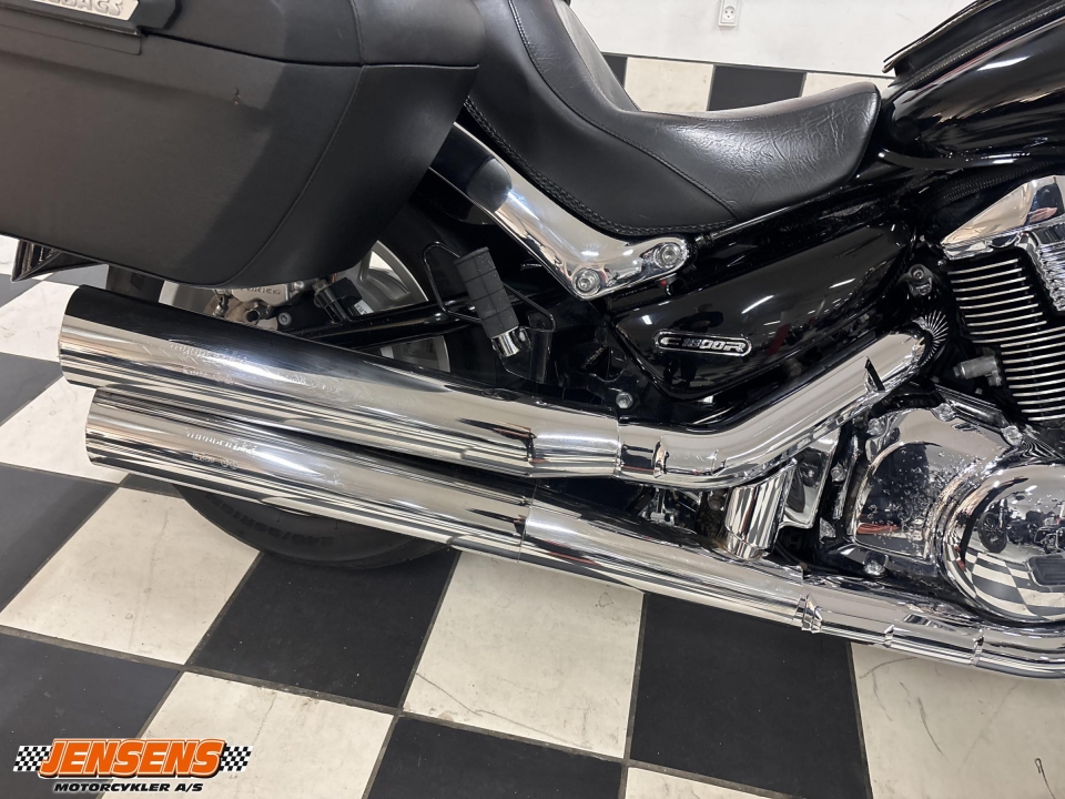 Suzuki VLR 1800