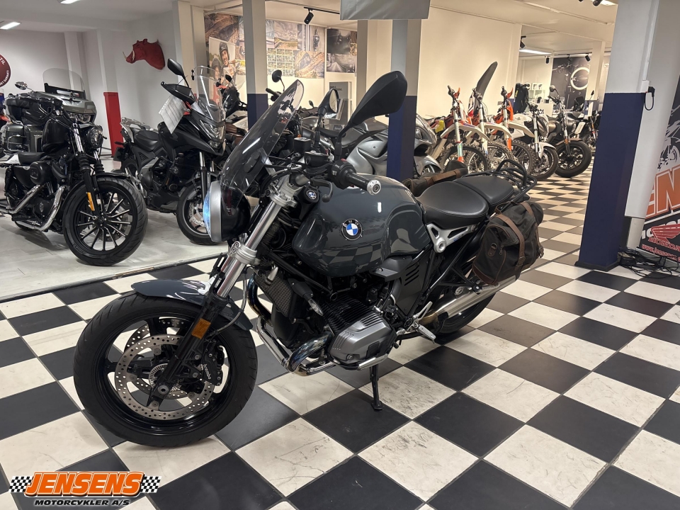 BMW R NineT Pure